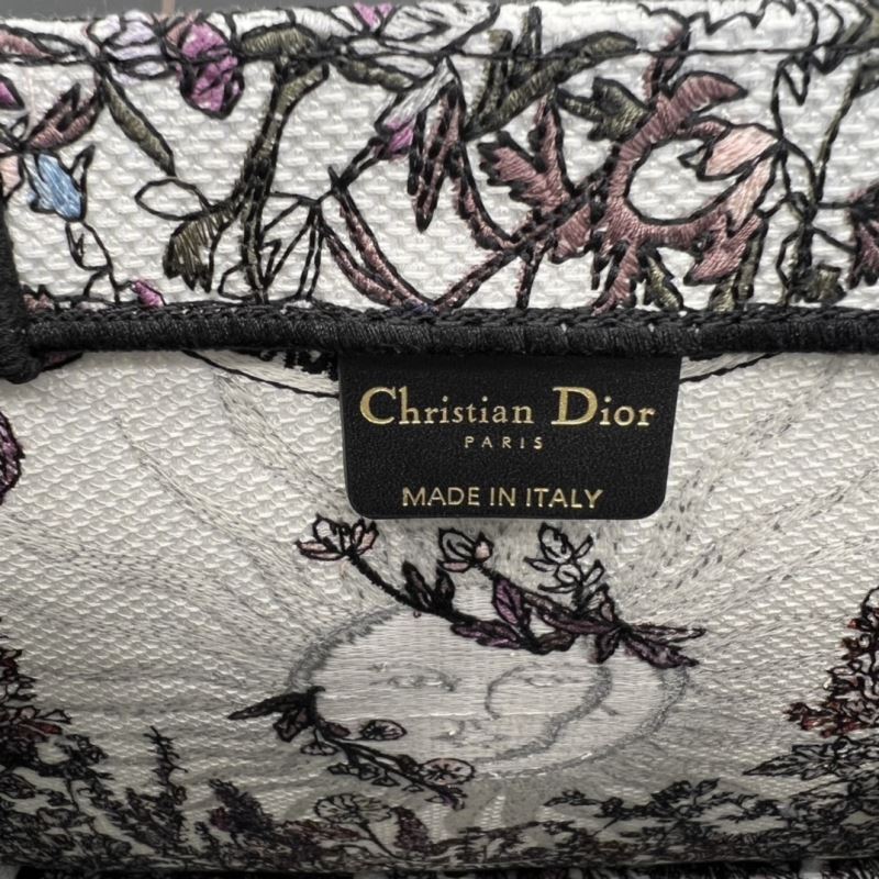 chr1st1an D10r shopping bags